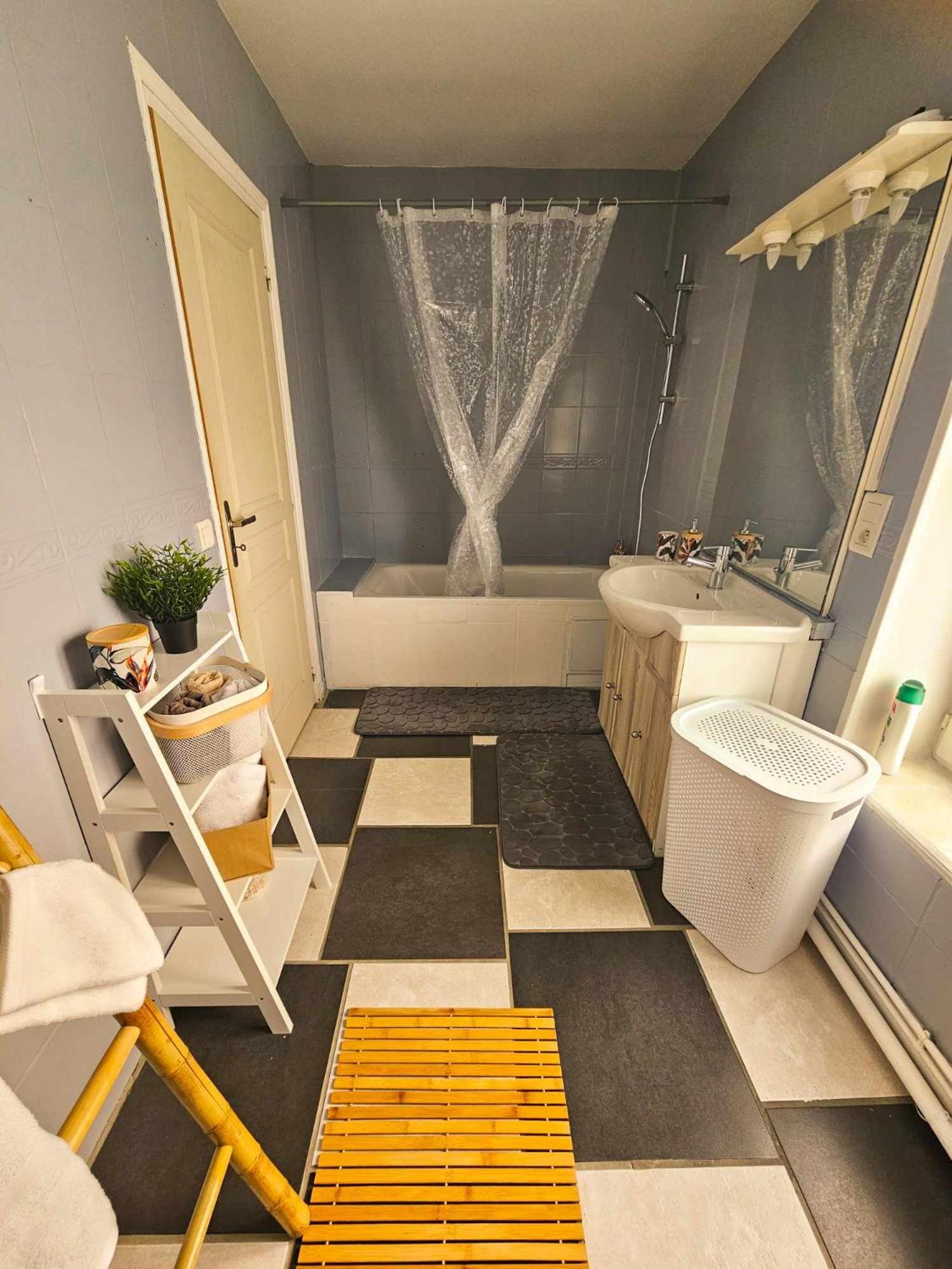 Maison De Ville Avec Jardin Privatif เนอแวร์ ภายนอก รูปภาพ